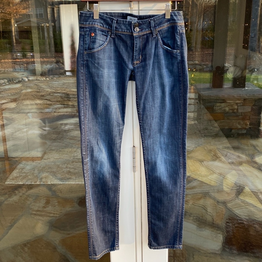 Like-New Women’s Hudson Jeans in Great Condition Ready for a New Closet SZ 29R
